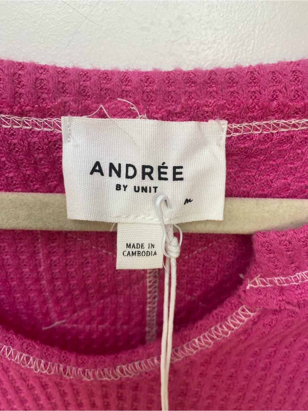 Andree by unit hot pink waffle knit long sleeve relaxed fit blouse size medium - Picture 5 of 7
